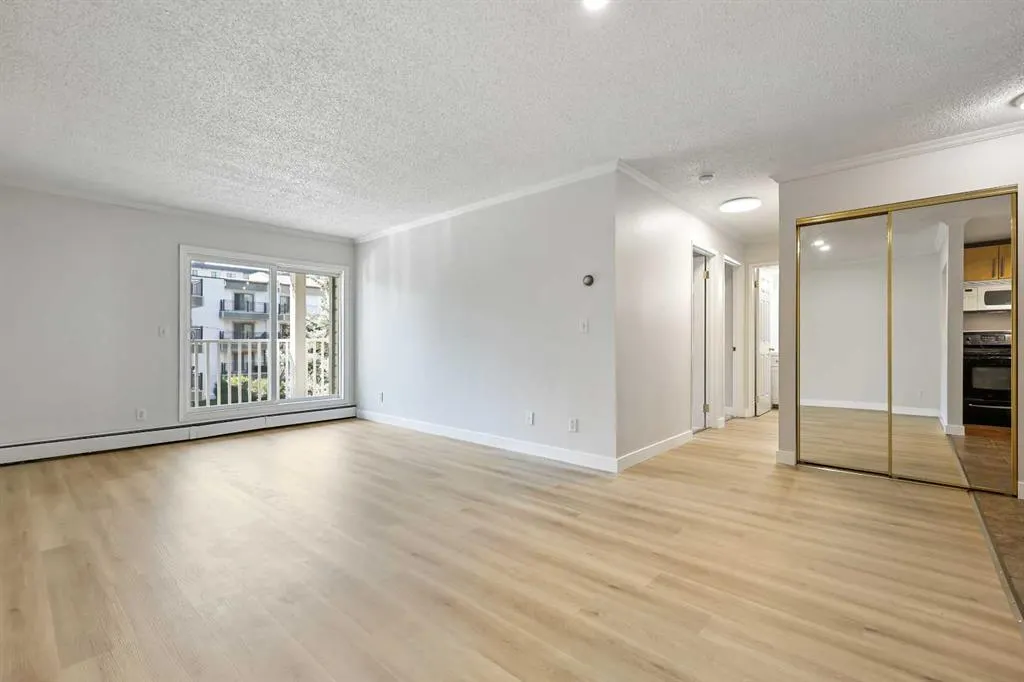 732 57 Avenue SW, #305