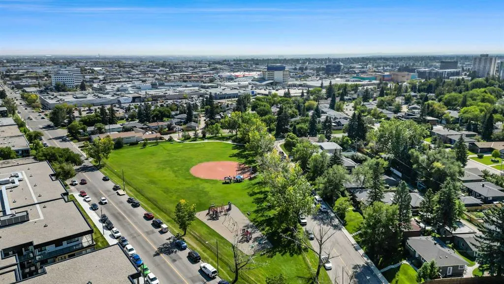 732 57 Avenue SW, #305