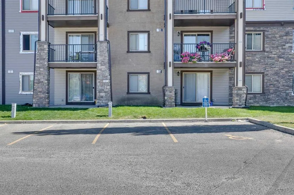 60 Panatella Street NW, #1413