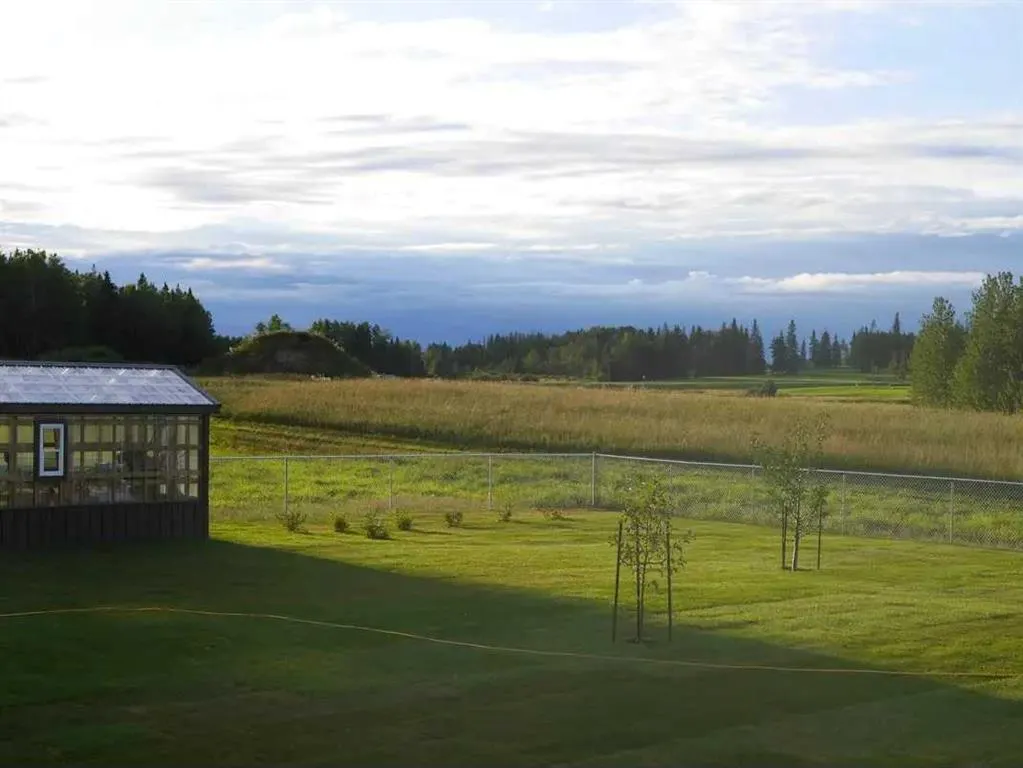 112 MEADOW PONDS