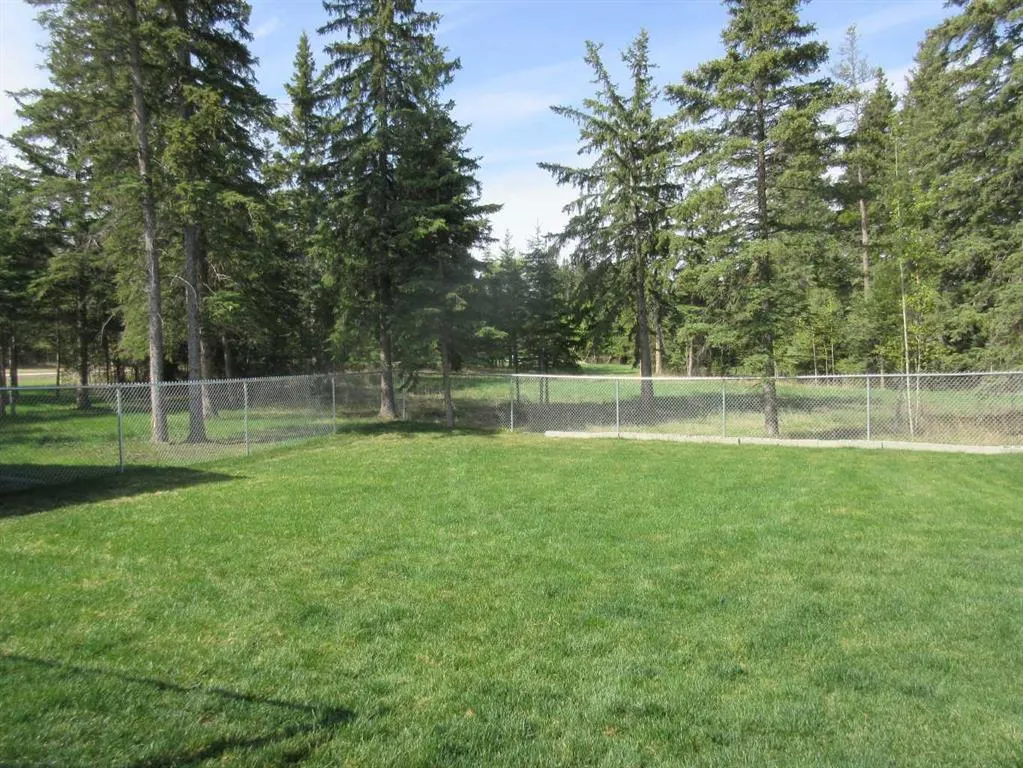 112 MEADOW PONDS