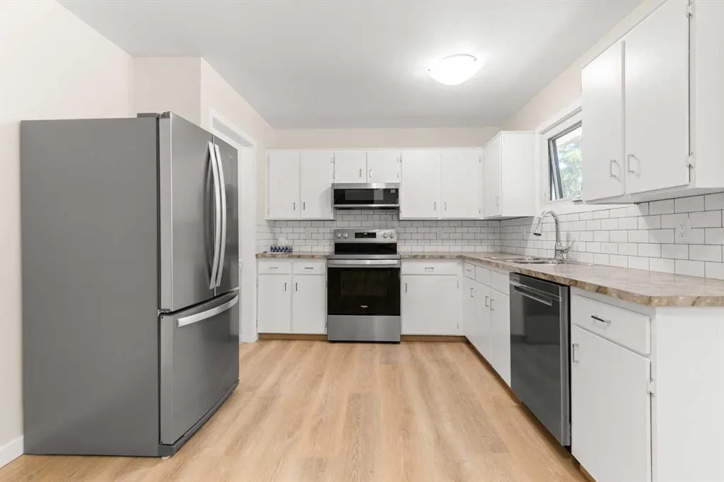 1804 17 Street SE