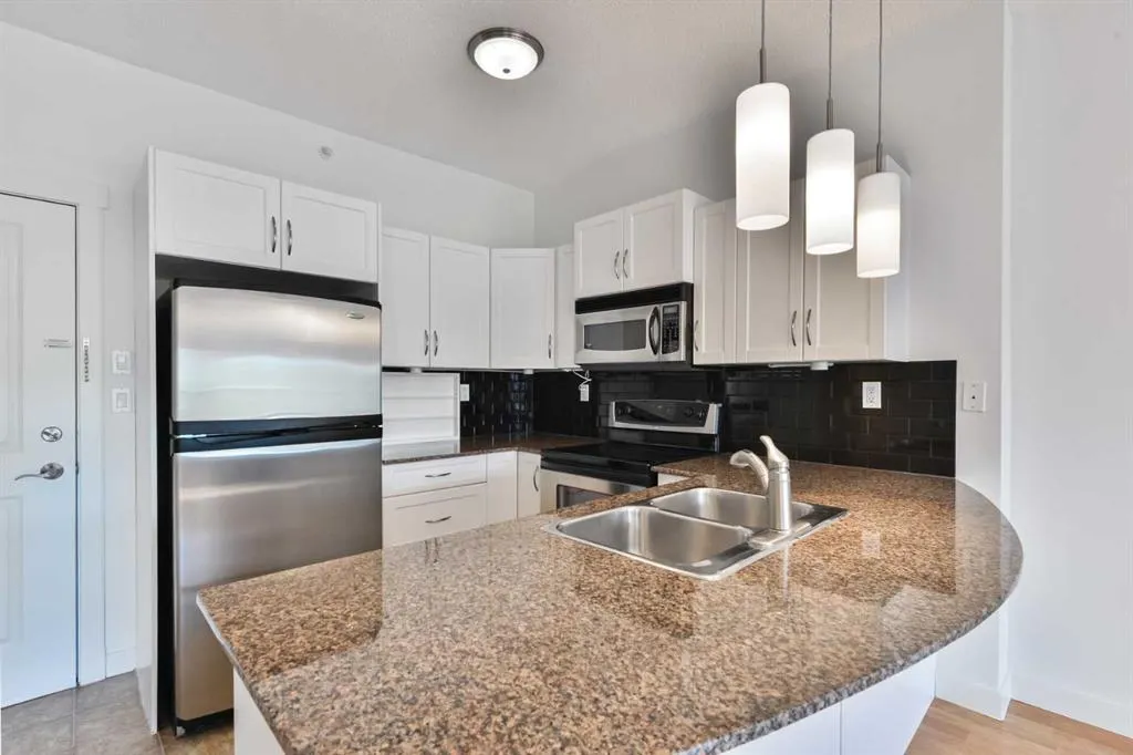 5605 Henwood Street SW, #4416
