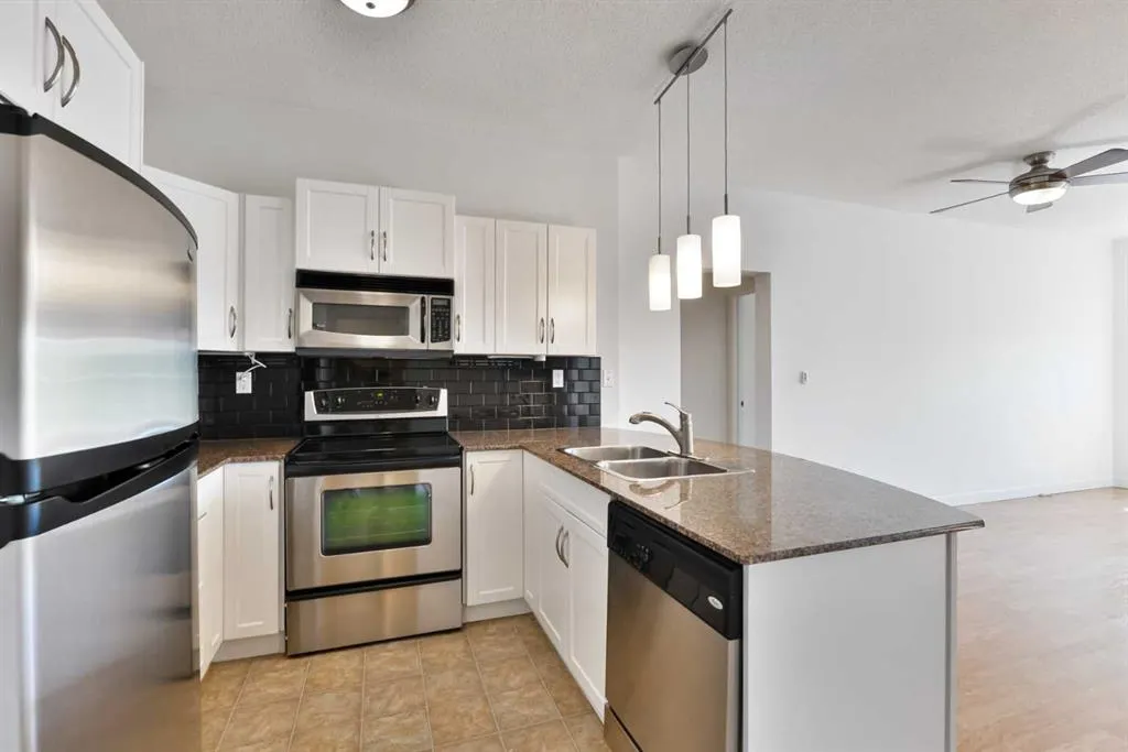 5605 Henwood Street SW, #4416