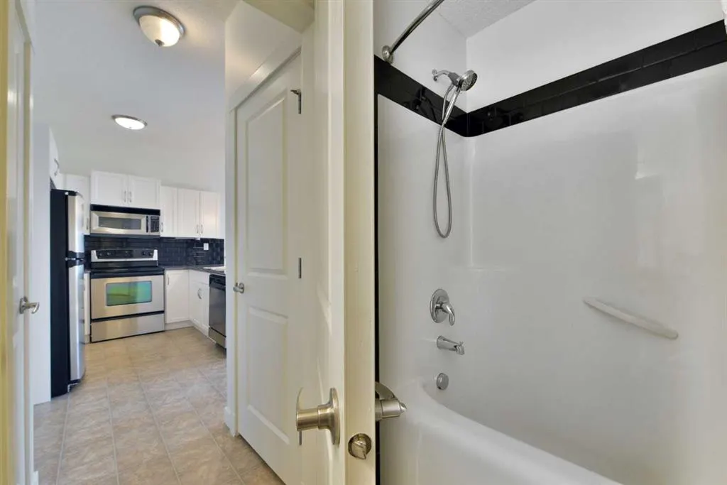 5605 Henwood Street SW, #4416