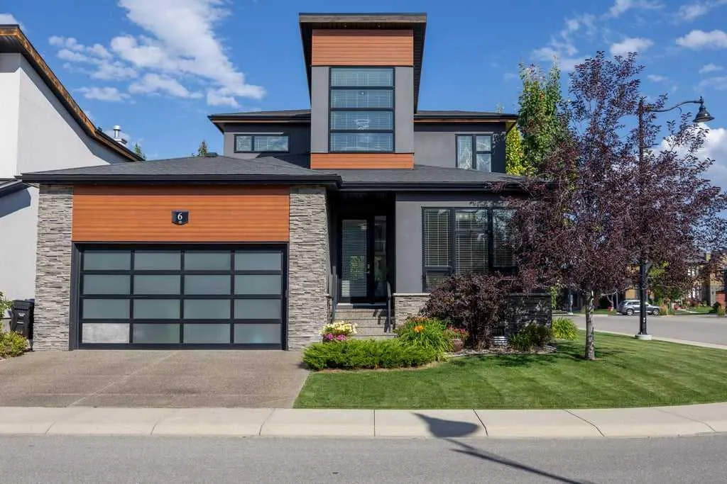 6 West Point Mews SW