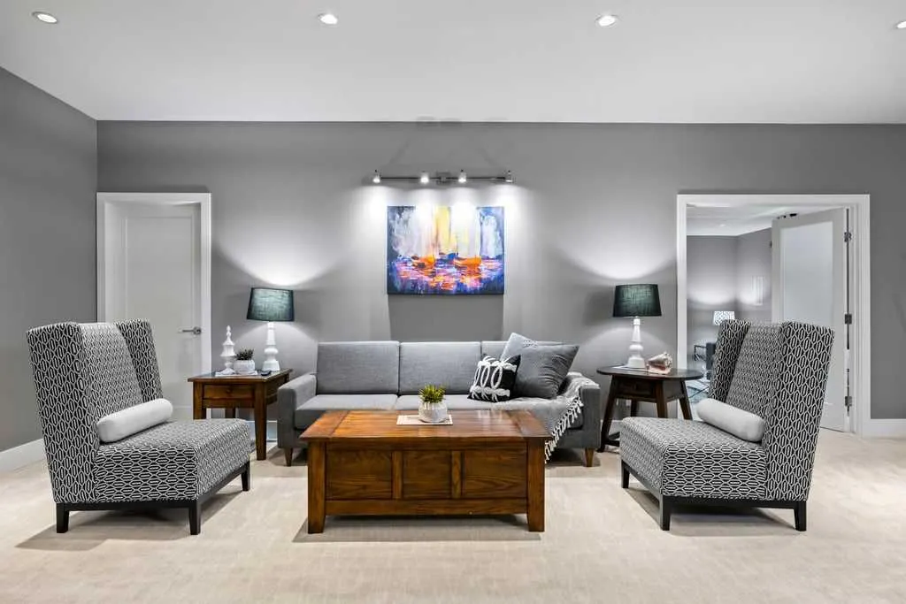 6 West Point Mews SW