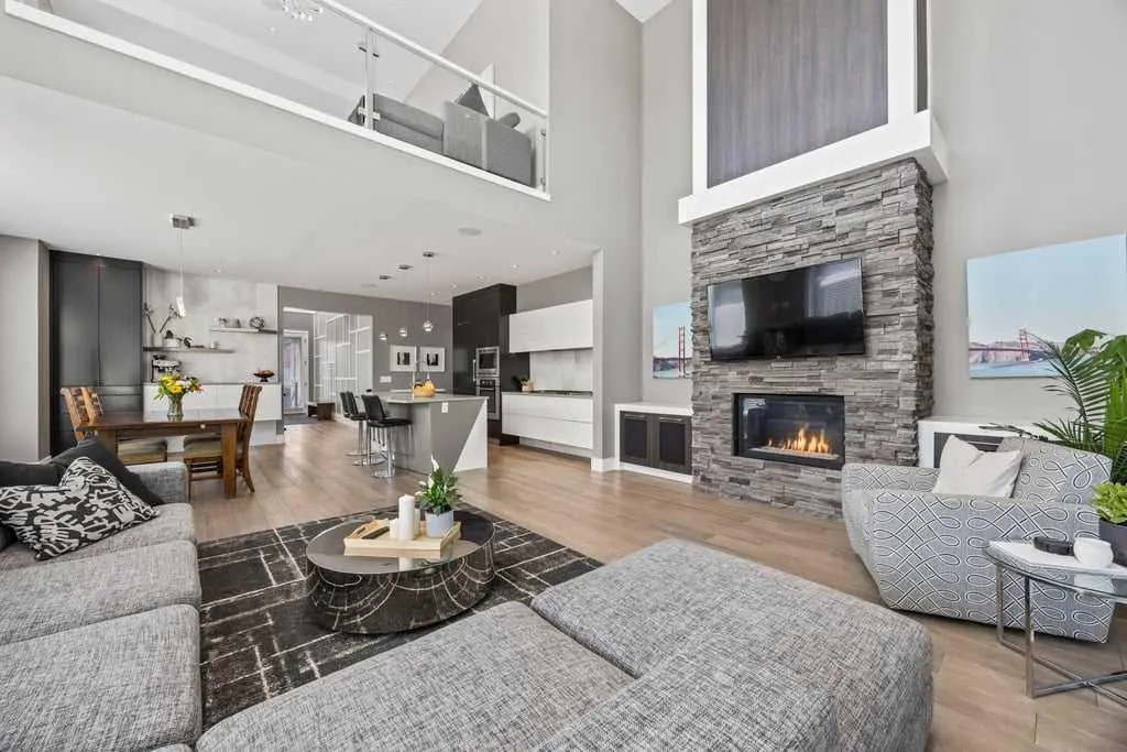 6 West Point Mews SW