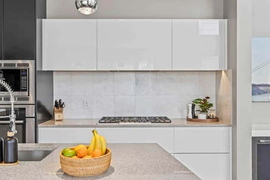 6 West Point Mews SW