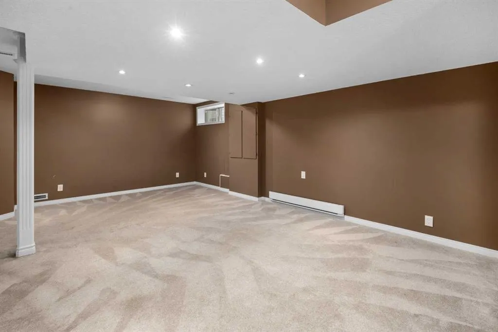329 Bridleridge Way SW