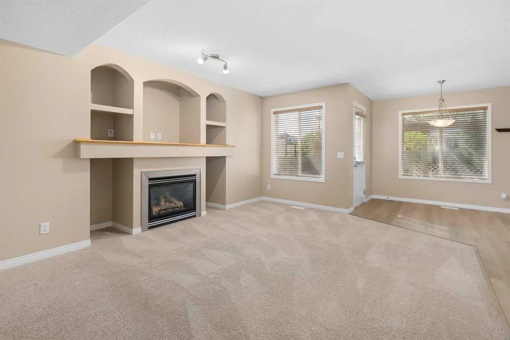 329 Bridleridge Way SW