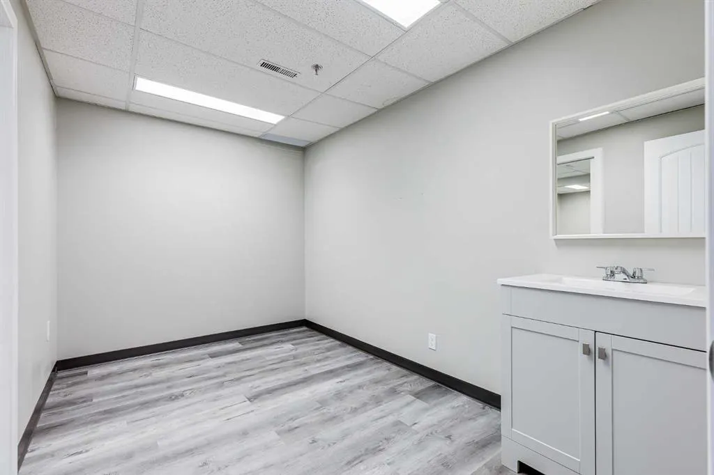 5430 17 Avenue SE, #140