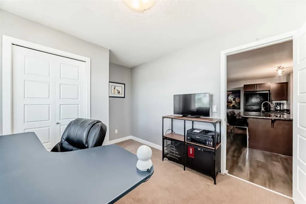 2781 Chinook Winds Drive SW, #2106