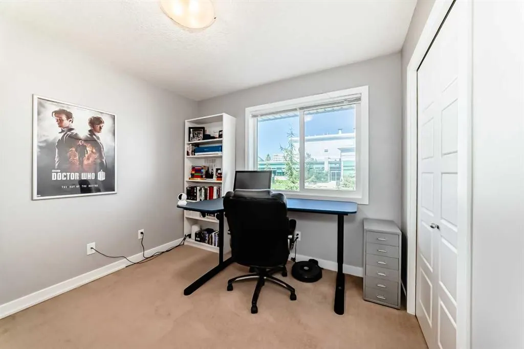 2781 Chinook Winds Drive SW, #2106