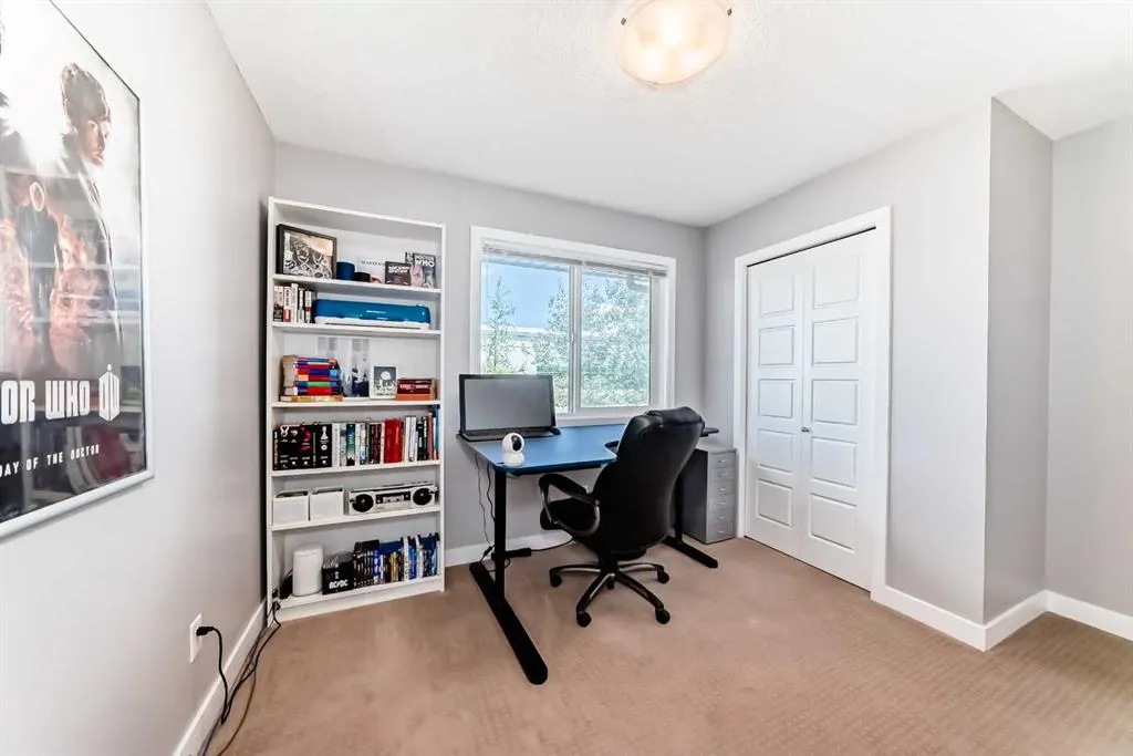 2781 Chinook Winds Drive SW, #2106