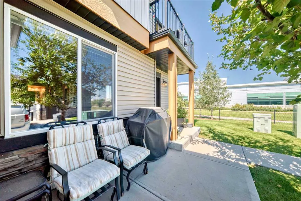 2781 Chinook Winds Drive SW, #2106