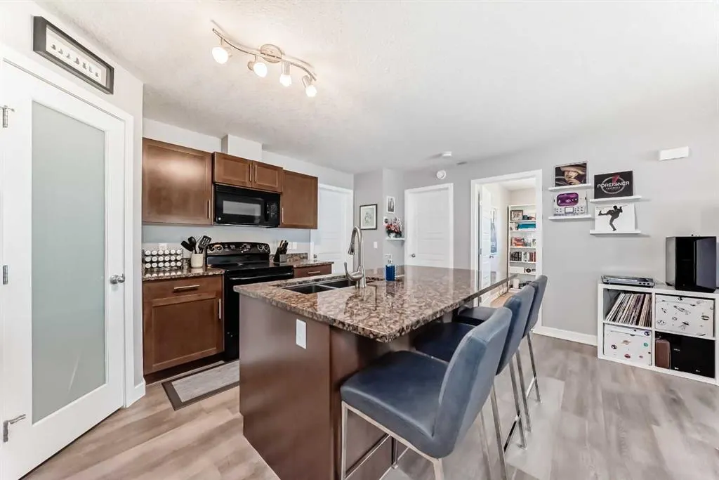 2781 Chinook Winds Drive SW, #2106