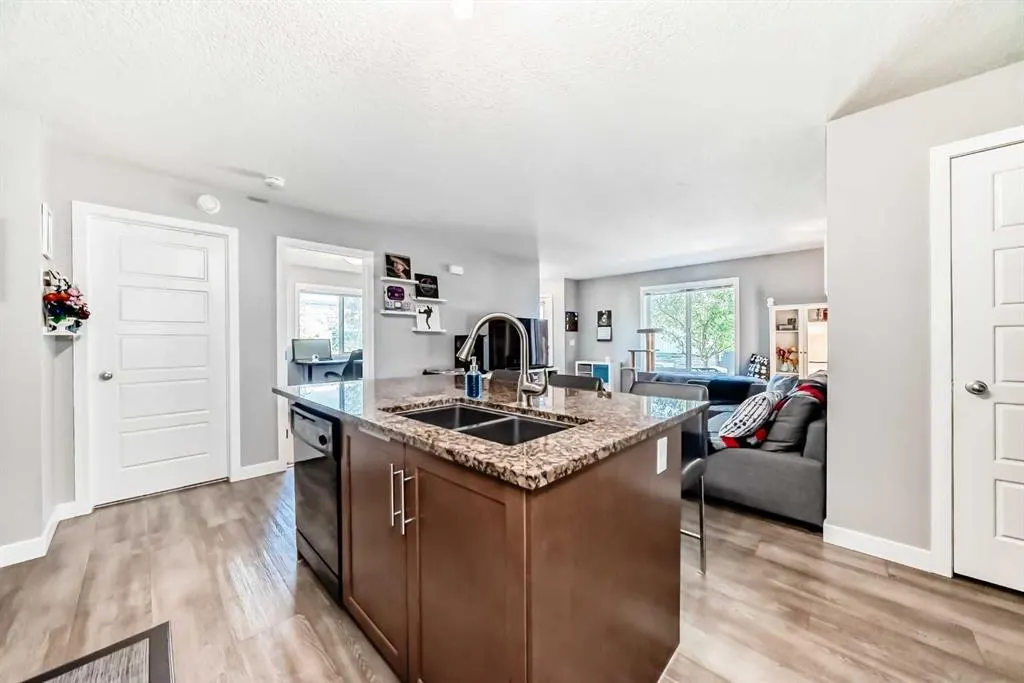 2781 Chinook Winds Drive SW, #2106