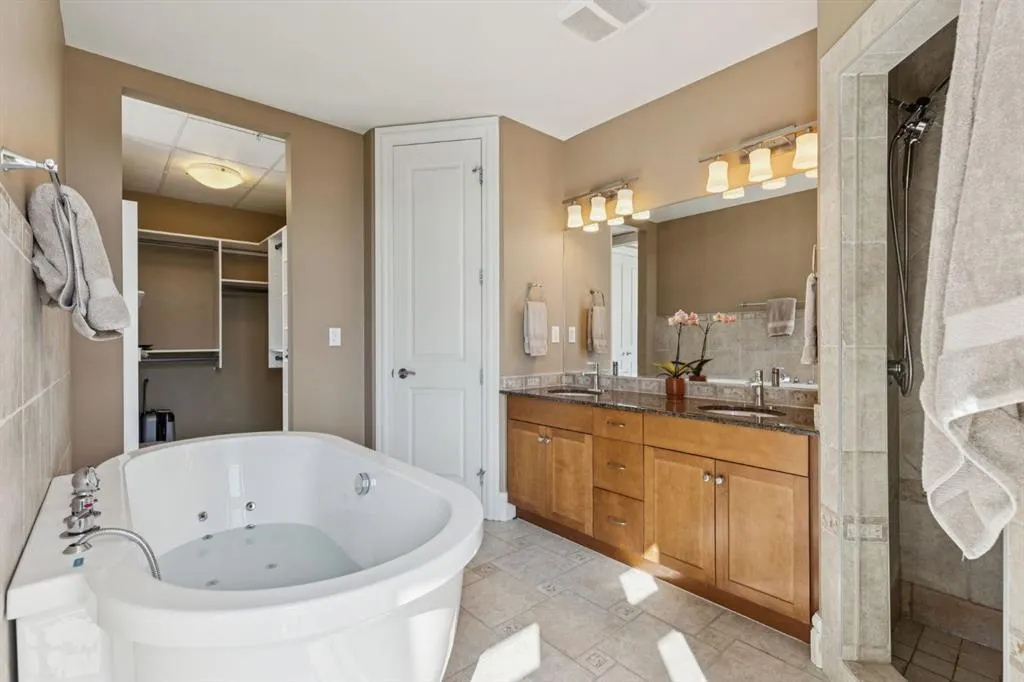 910 5 Avenue SW, #2802