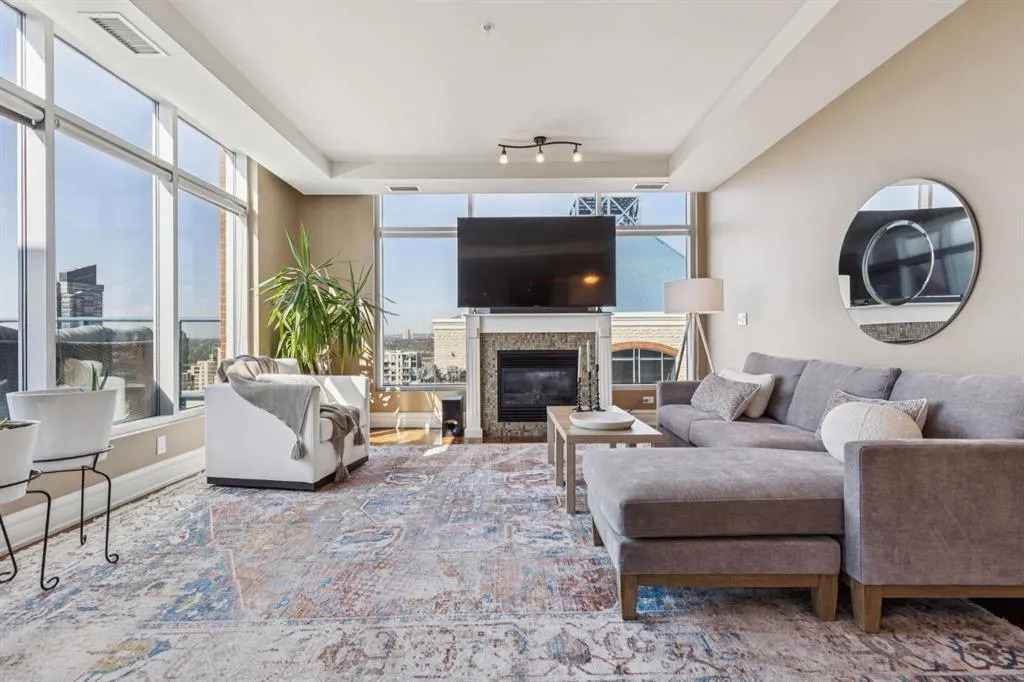 910 5 Avenue SW, #2802