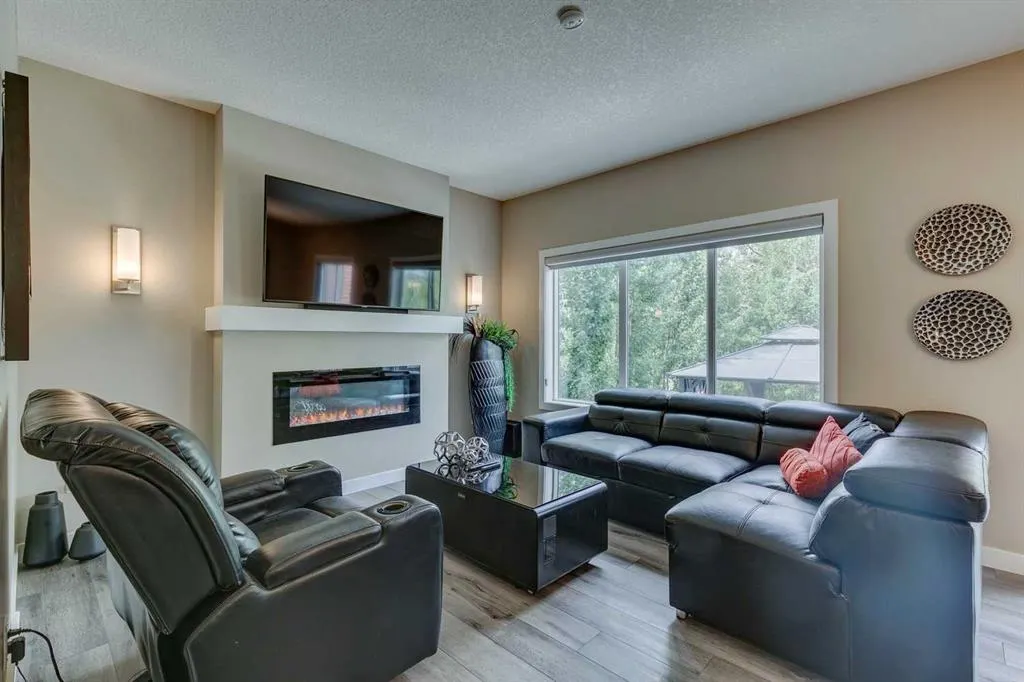 153 Walgrove Terrace SE