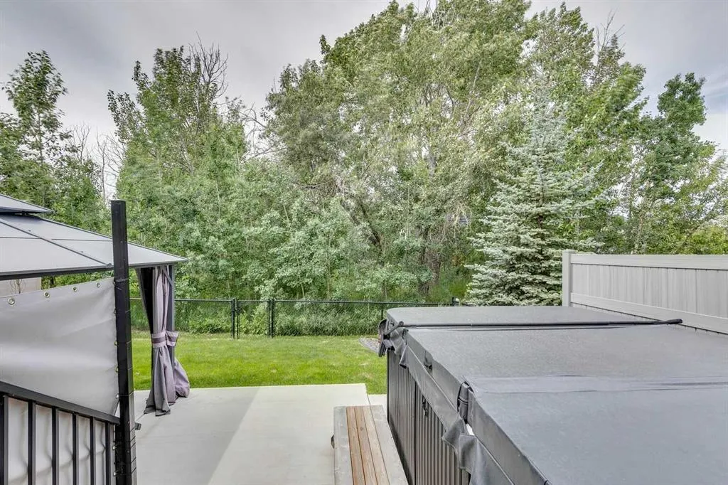 153 Walgrove Terrace SE