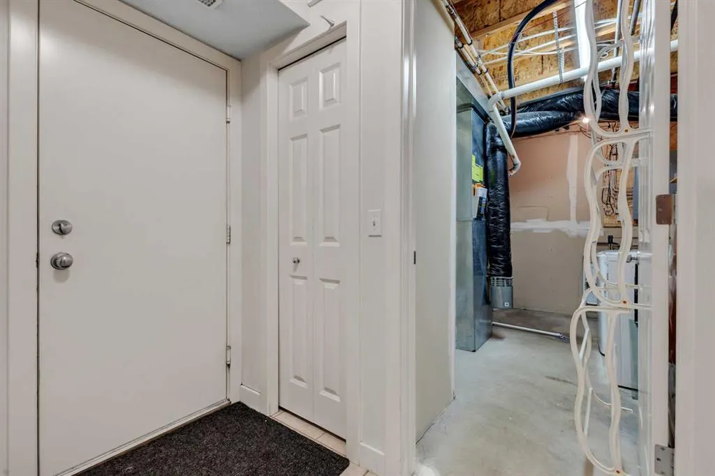 9 Sandarac Way NW
