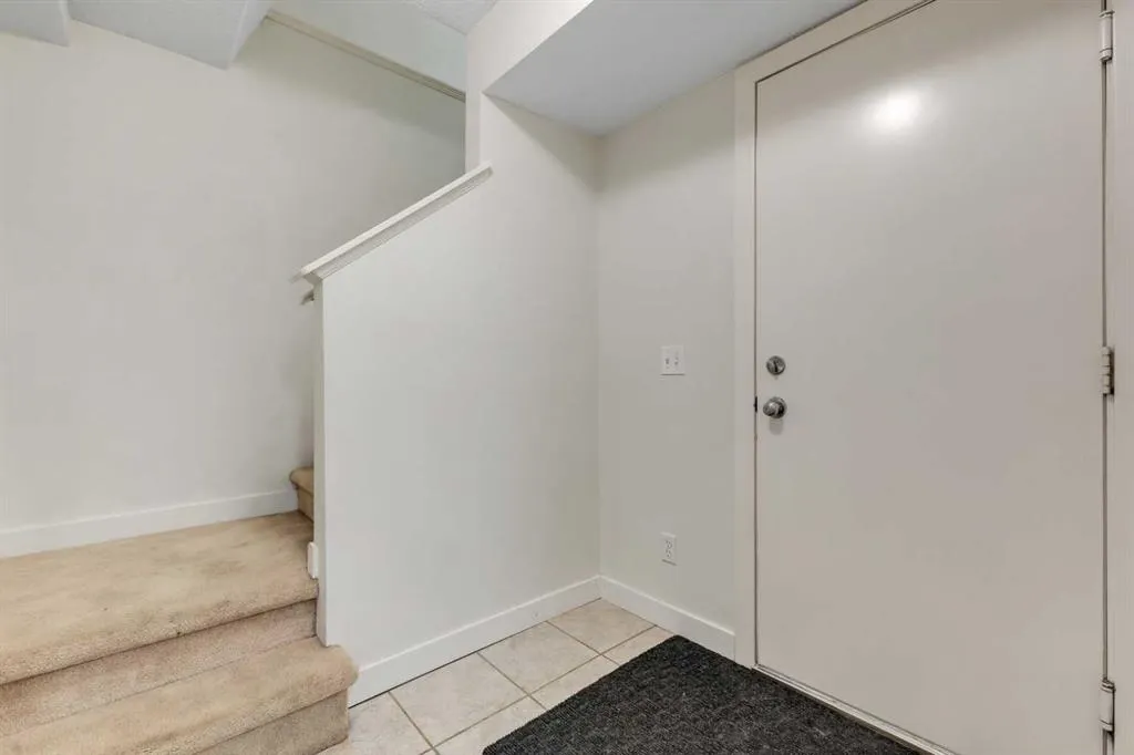 9 Sandarac Way NW