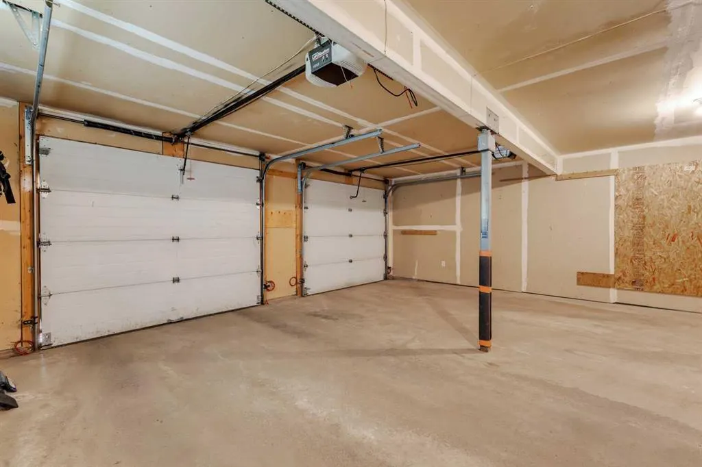 9 Sandarac Way NW
