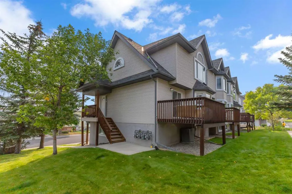 9 Sandarac Way NW