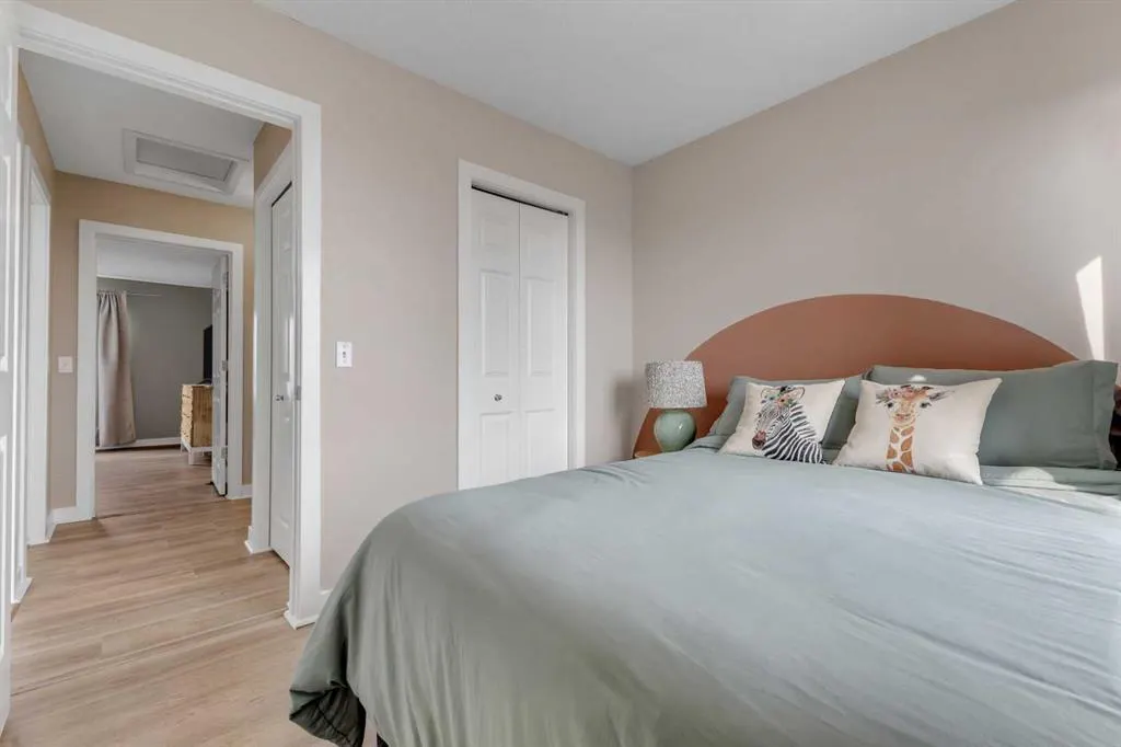 9 Sandarac Way NW
