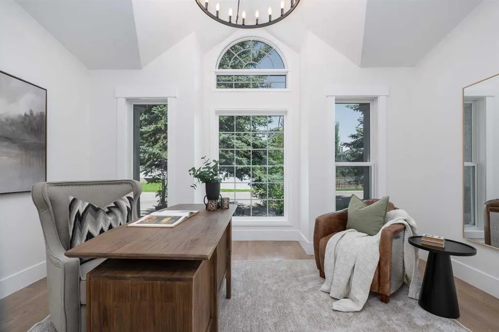31 Scenic Park Crescent NW