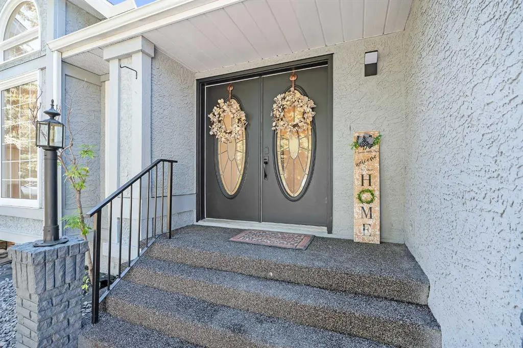 31 Scenic Park Crescent NW
