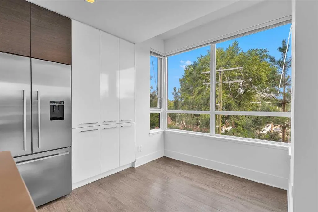 38 9 Street NE, #304