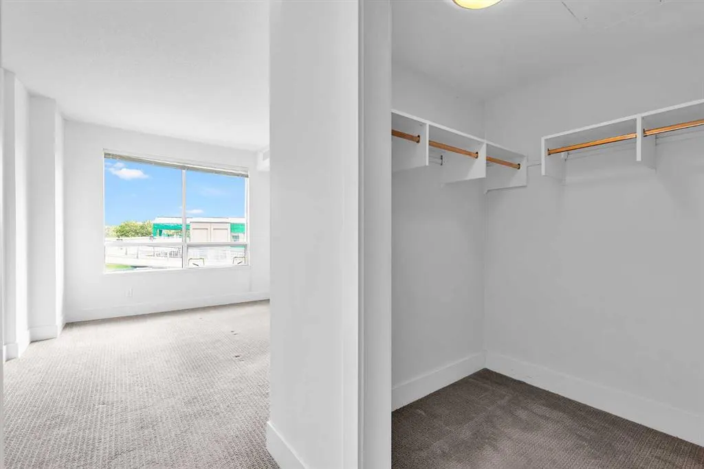 38 9 Street NE, #304
