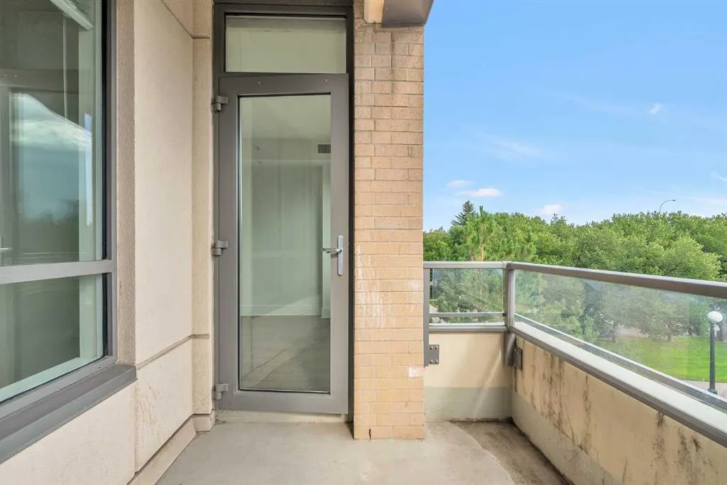 38 9 Street NE, #304