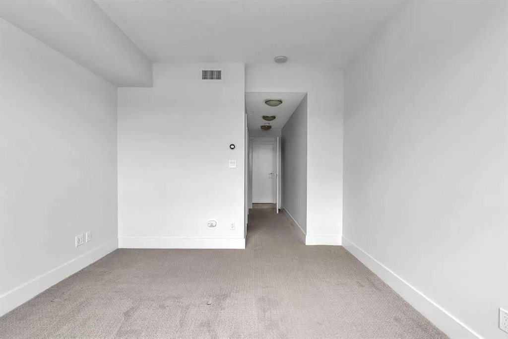 38 9 Street NE, #304