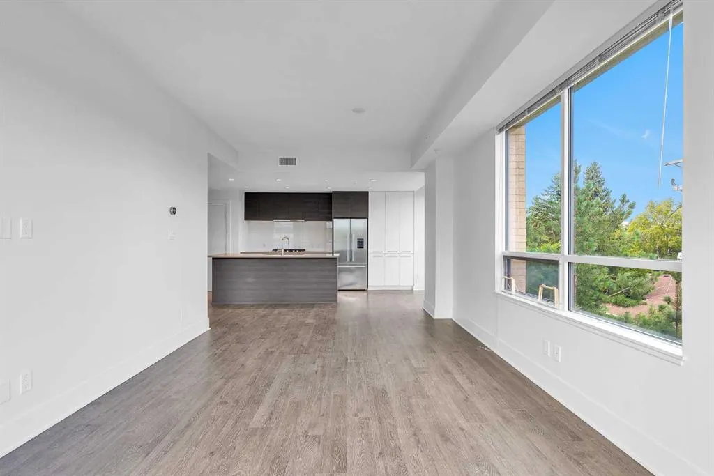 38 9 Street NE, #304