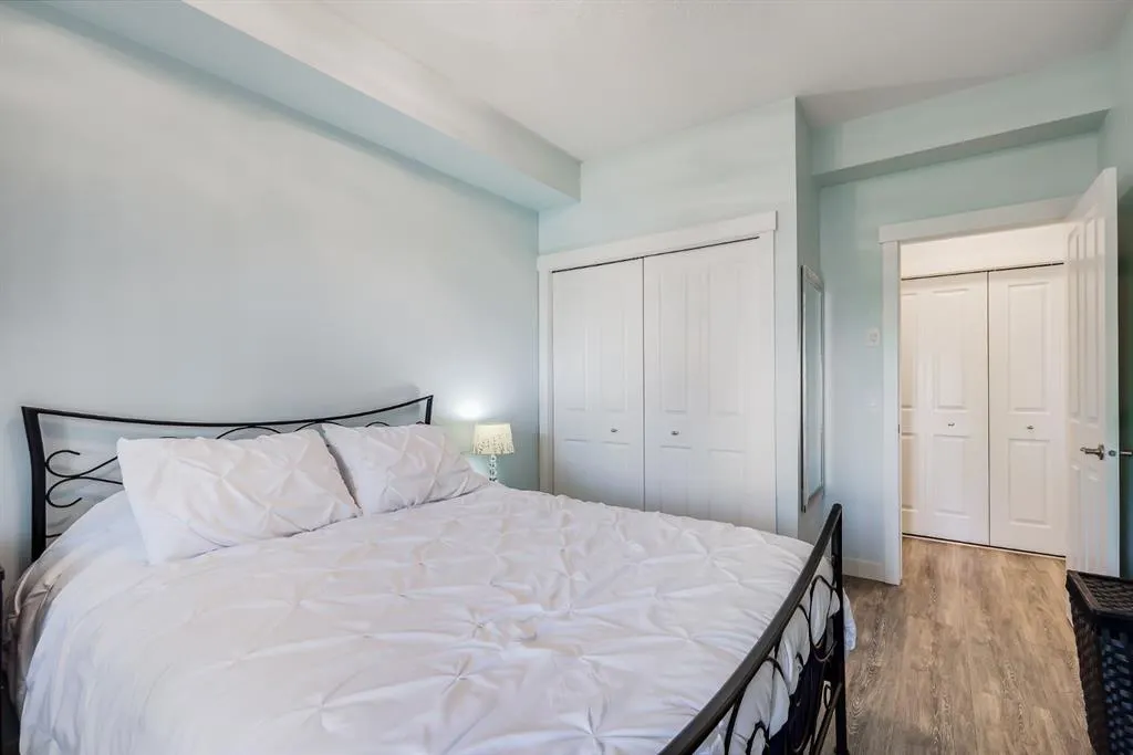 4 Kingsland Close SE, #2312