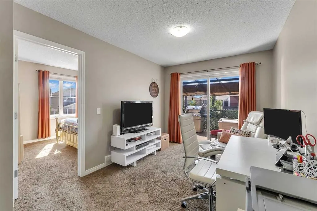 100 Windford Rise SW