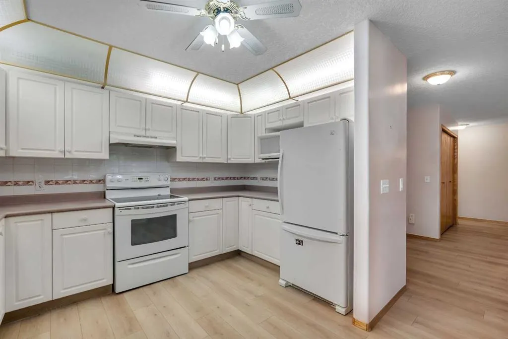 7239 Sierra Morena Boulevard SW, #109