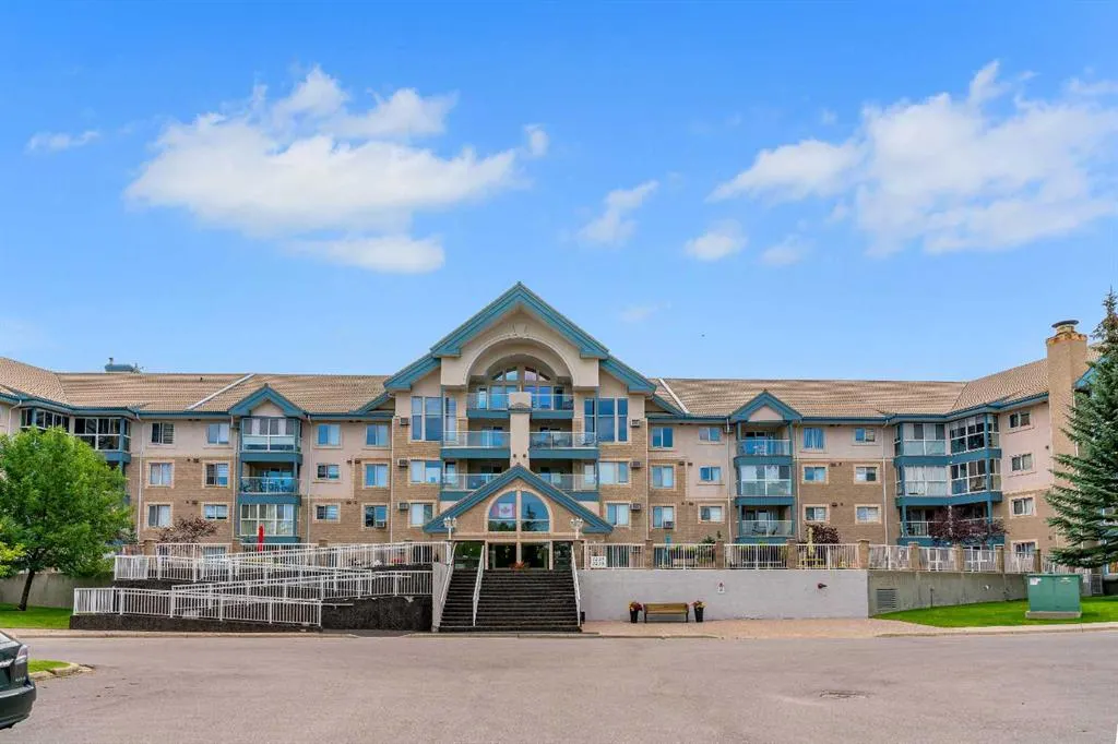 7239 Sierra Morena Boulevard SW, #109