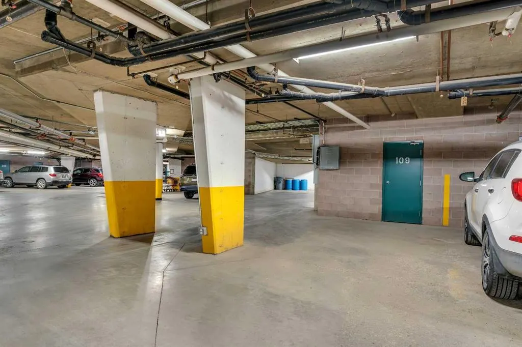 7239 Sierra Morena Boulevard SW, #109