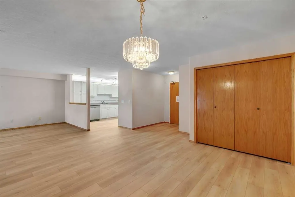 7239 Sierra Morena Boulevard SW, #109