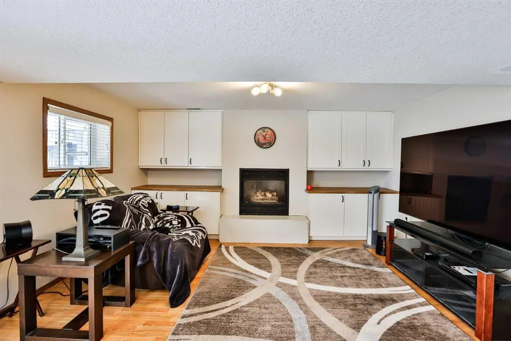 132 Alder Place
