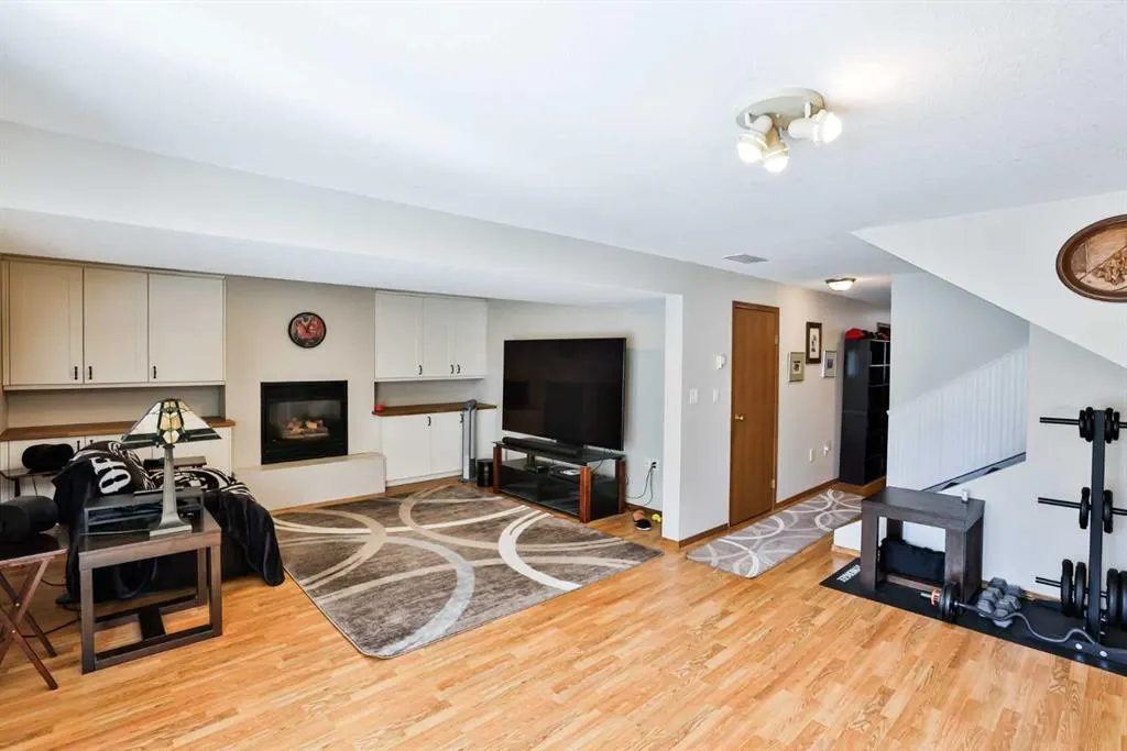 132 Alder Place