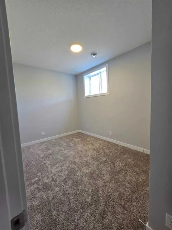 176 Lakewood Circle