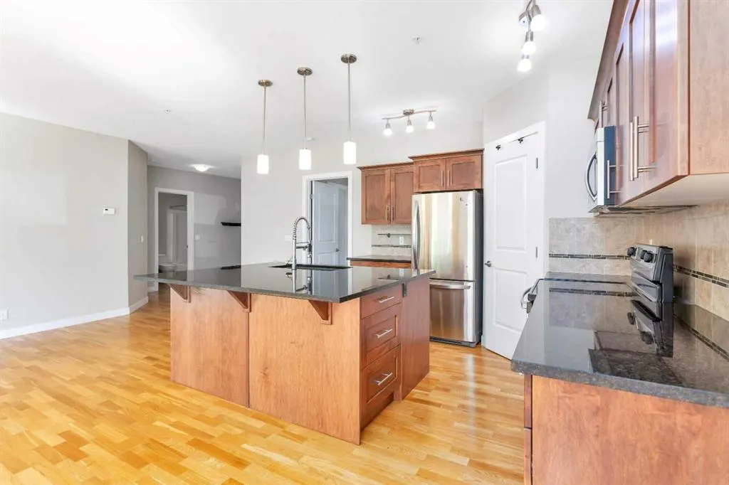 5110 36 Street, #115