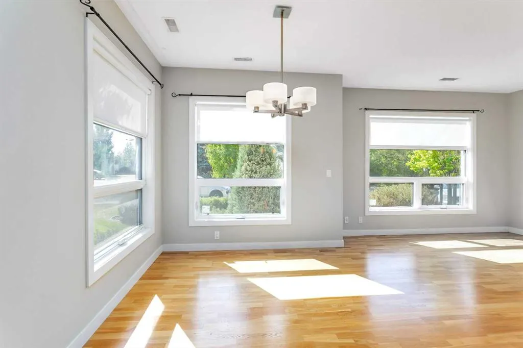 5110 36 Street, #115