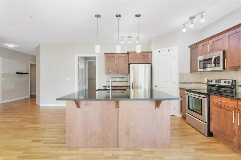 5110 36 Street, #115